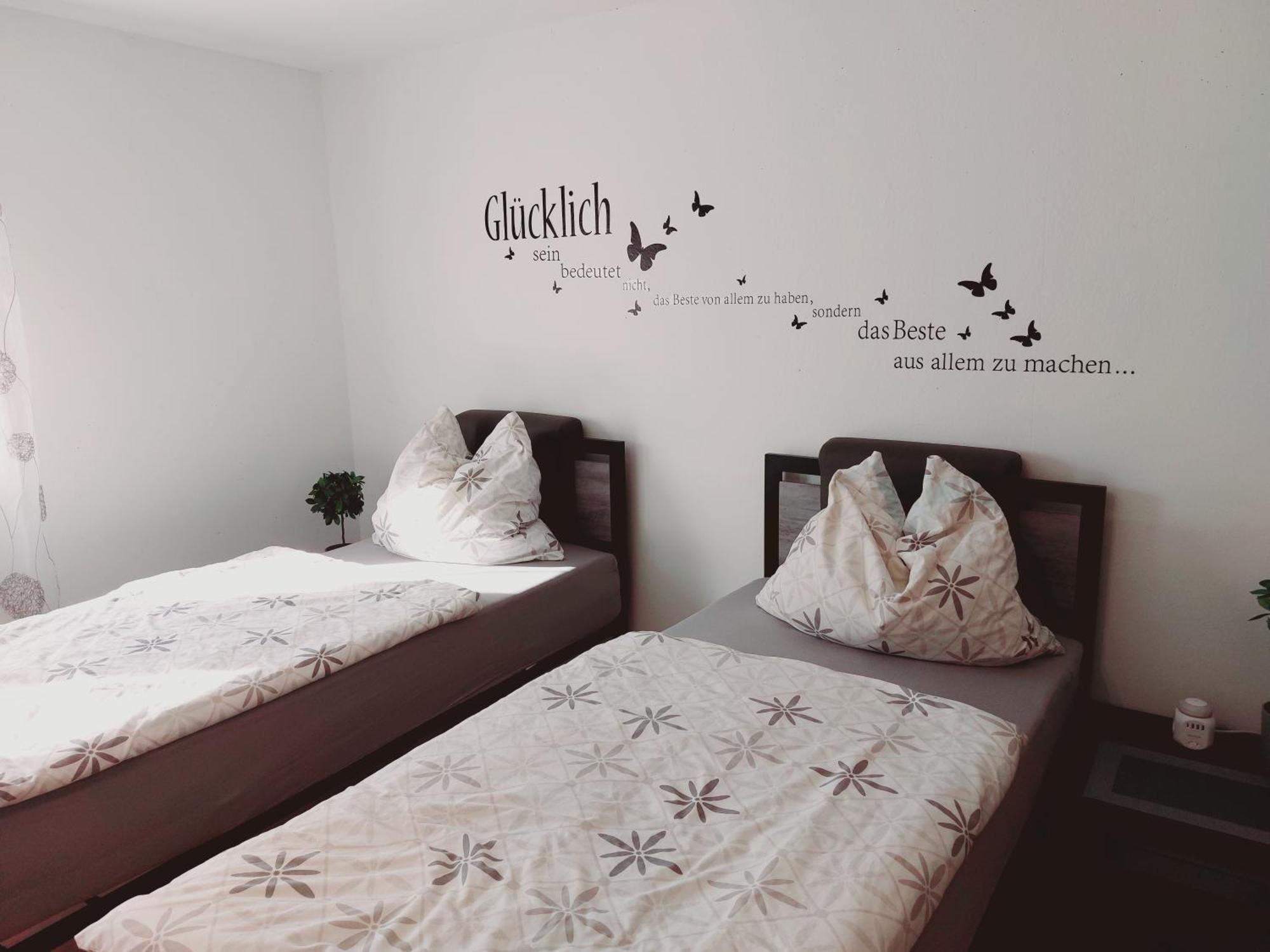 Modernes Souterrain Apartment Black Forest Mit Separatem Eingang Und Kfz-Stellplatz 바트두르하임 외부 사진